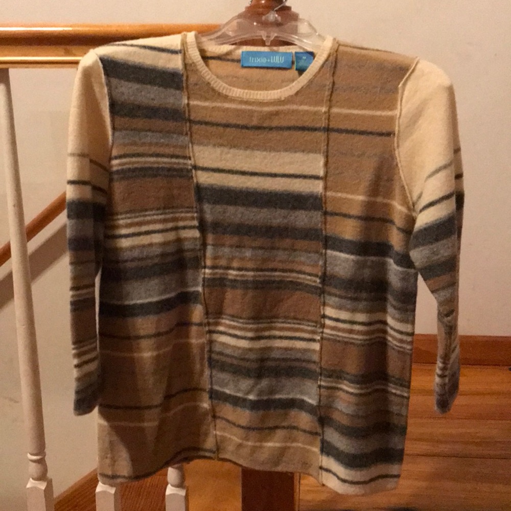 🌷Trixie & Lulu 100% striped lambs wool swter Sz M